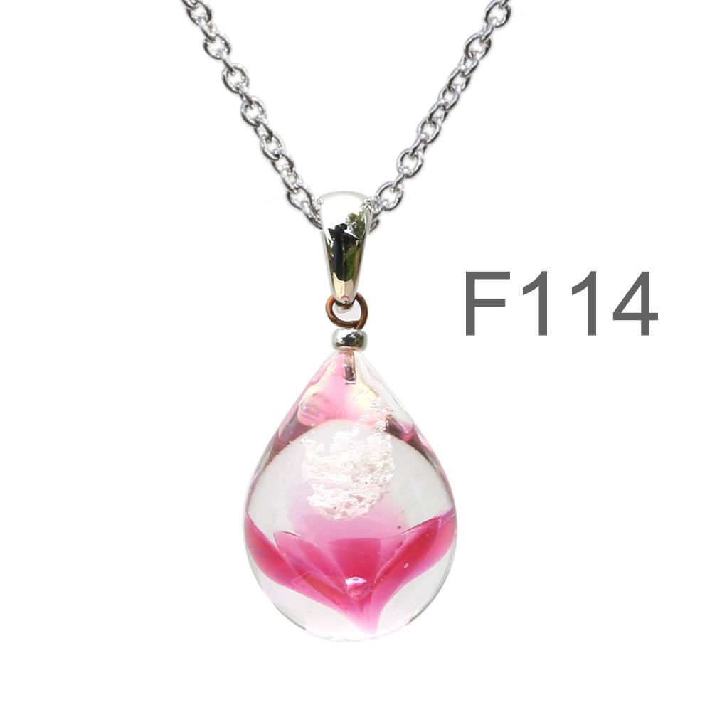 透明ピンク色のお花が入った ガラスの遺骨ペンダント