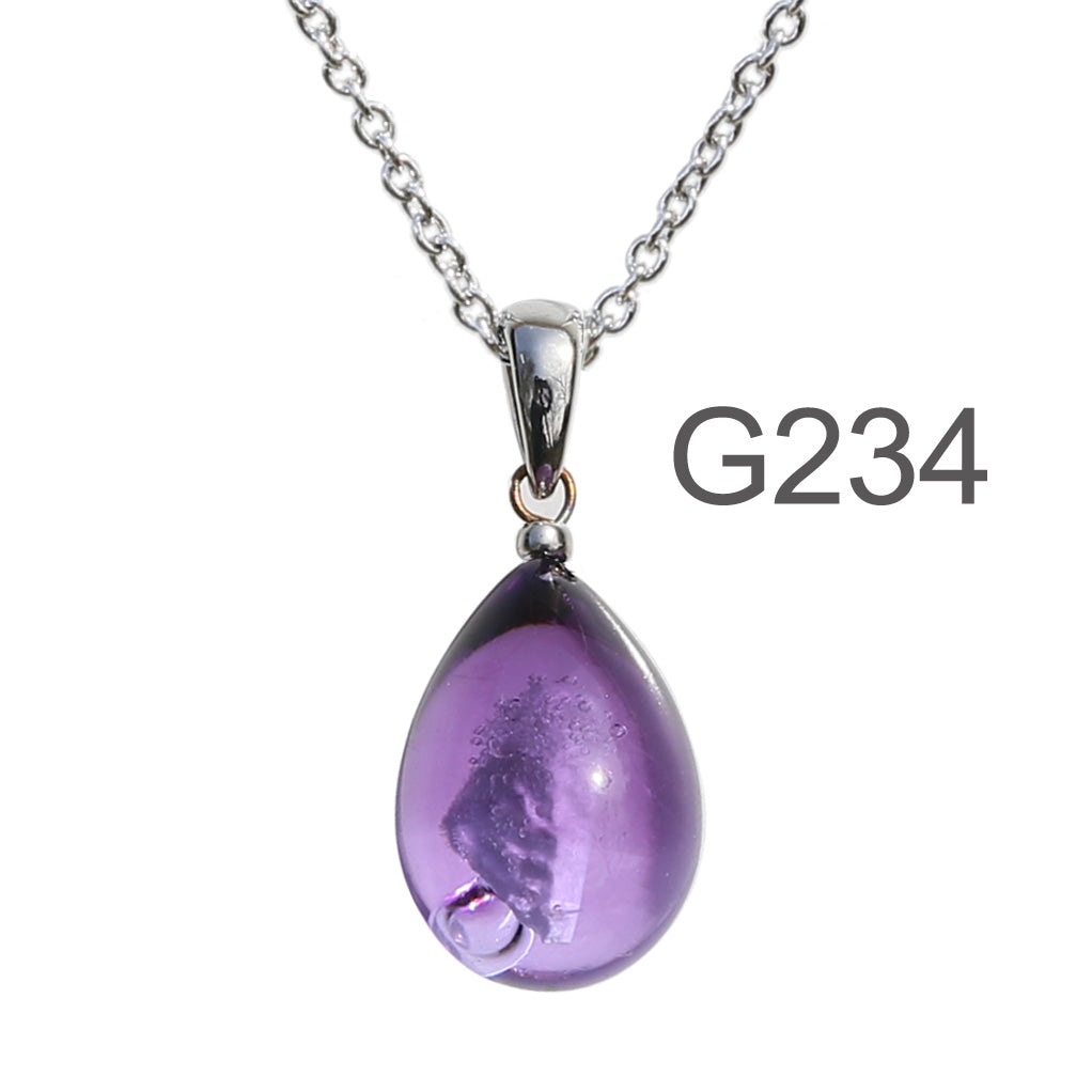 パープル薄パープル色のグラデーションが美しい ガラスの遺骨ペンダント